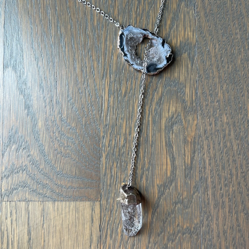 Harper Silver Geode and Clear Crystal Lariat Necklace